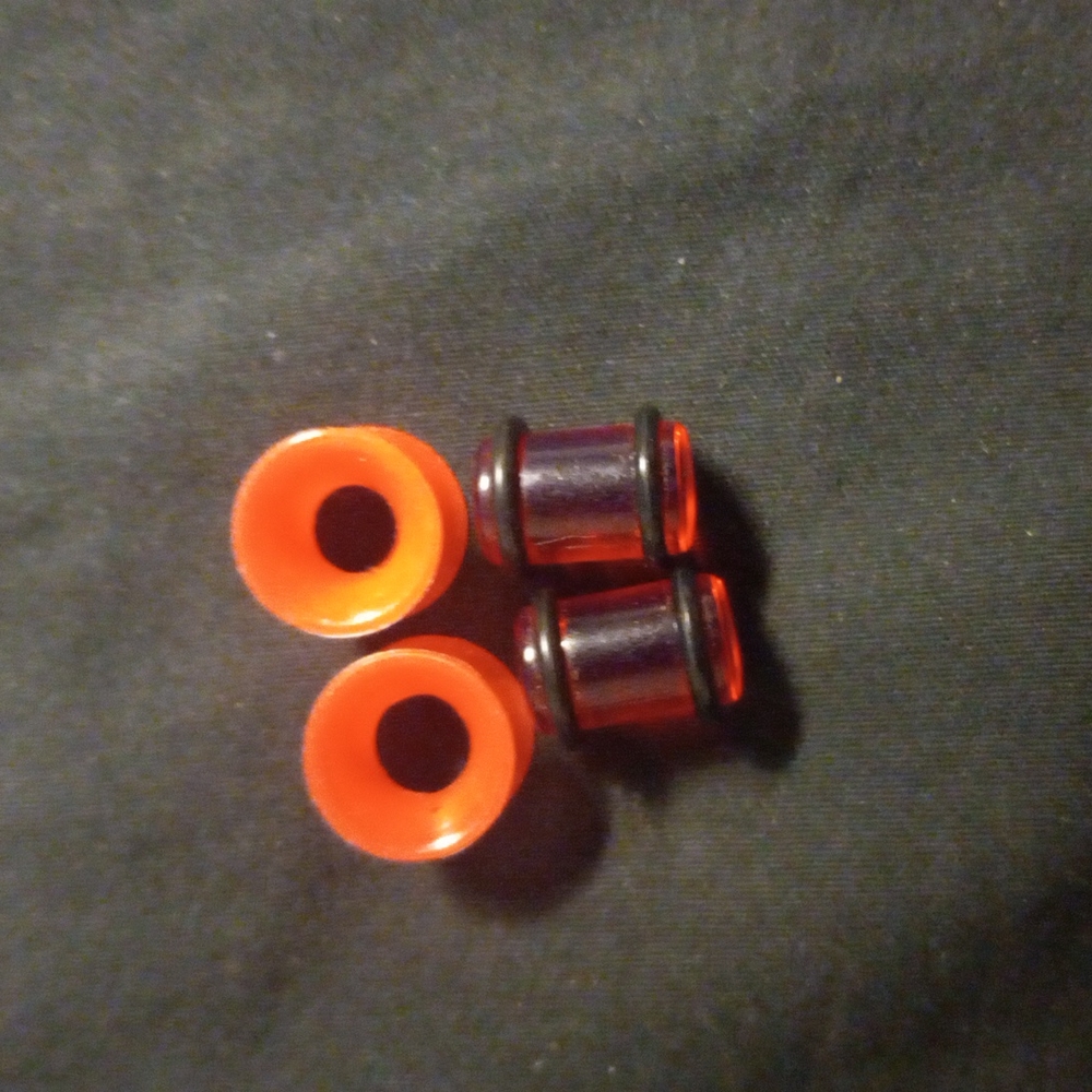 0G 8mm acrylic tapper/silicone tunnels